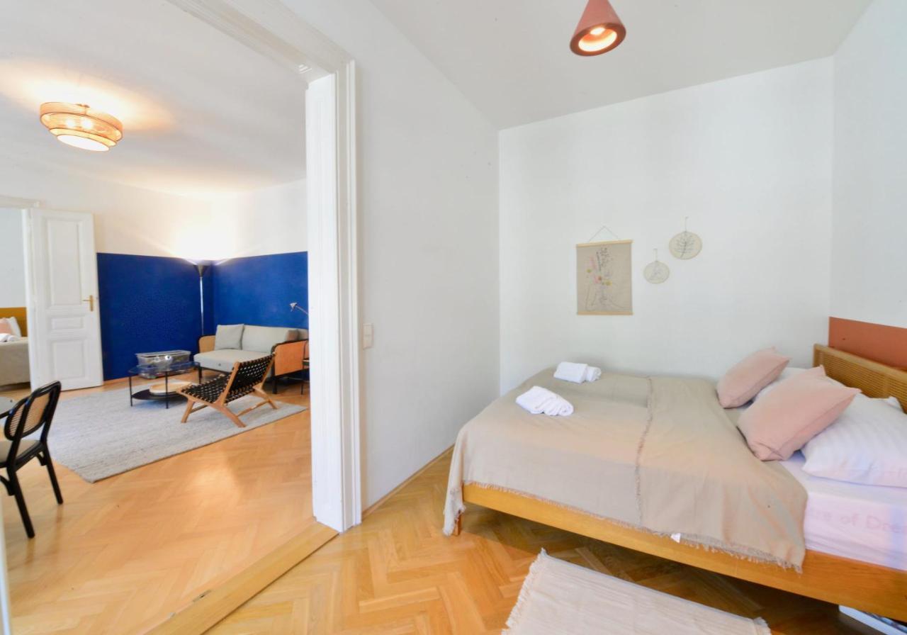 Beautiful Flat Next To Karlskirche Wiedeń Zewnętrze zdjęcie