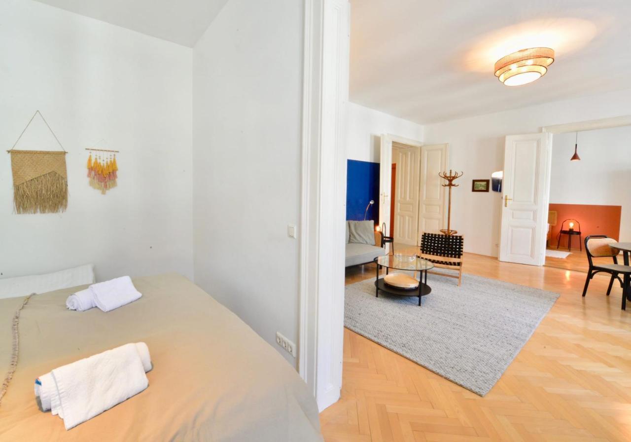 Beautiful Flat Next To Karlskirche Wiedeń Zewnętrze zdjęcie